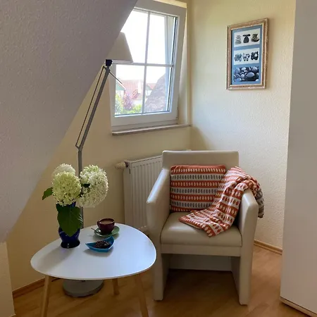 Haus 98, Ginsterweg 7 B Tatil Evi