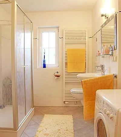 Haus 98, Ginsterweg 7 B